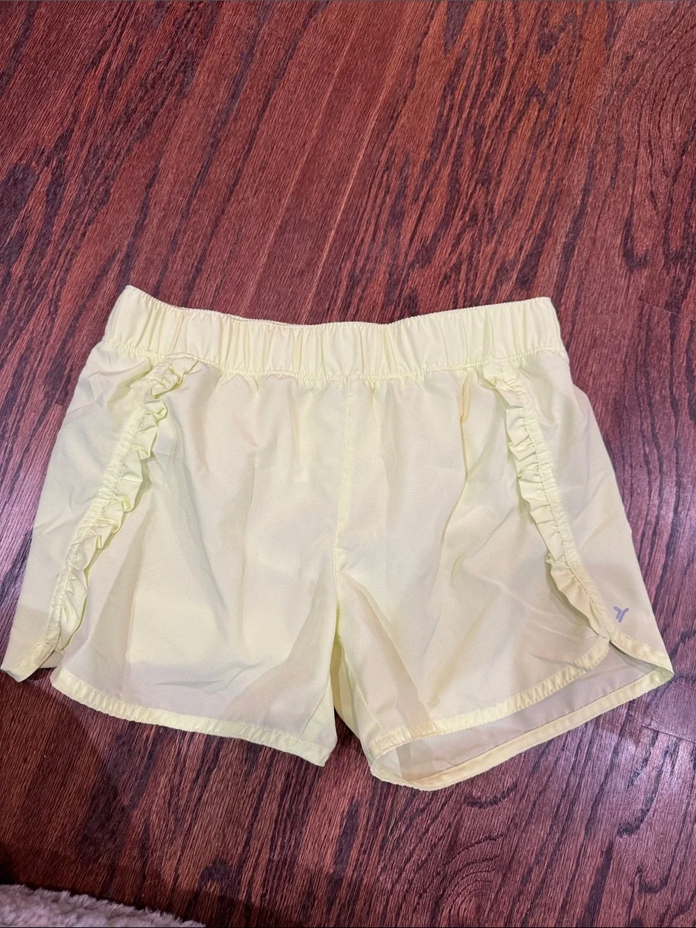 Old Navy Pale Neon Yellow Go-Dry Cool Ruffle Athletic Shorts size XL 14-16)